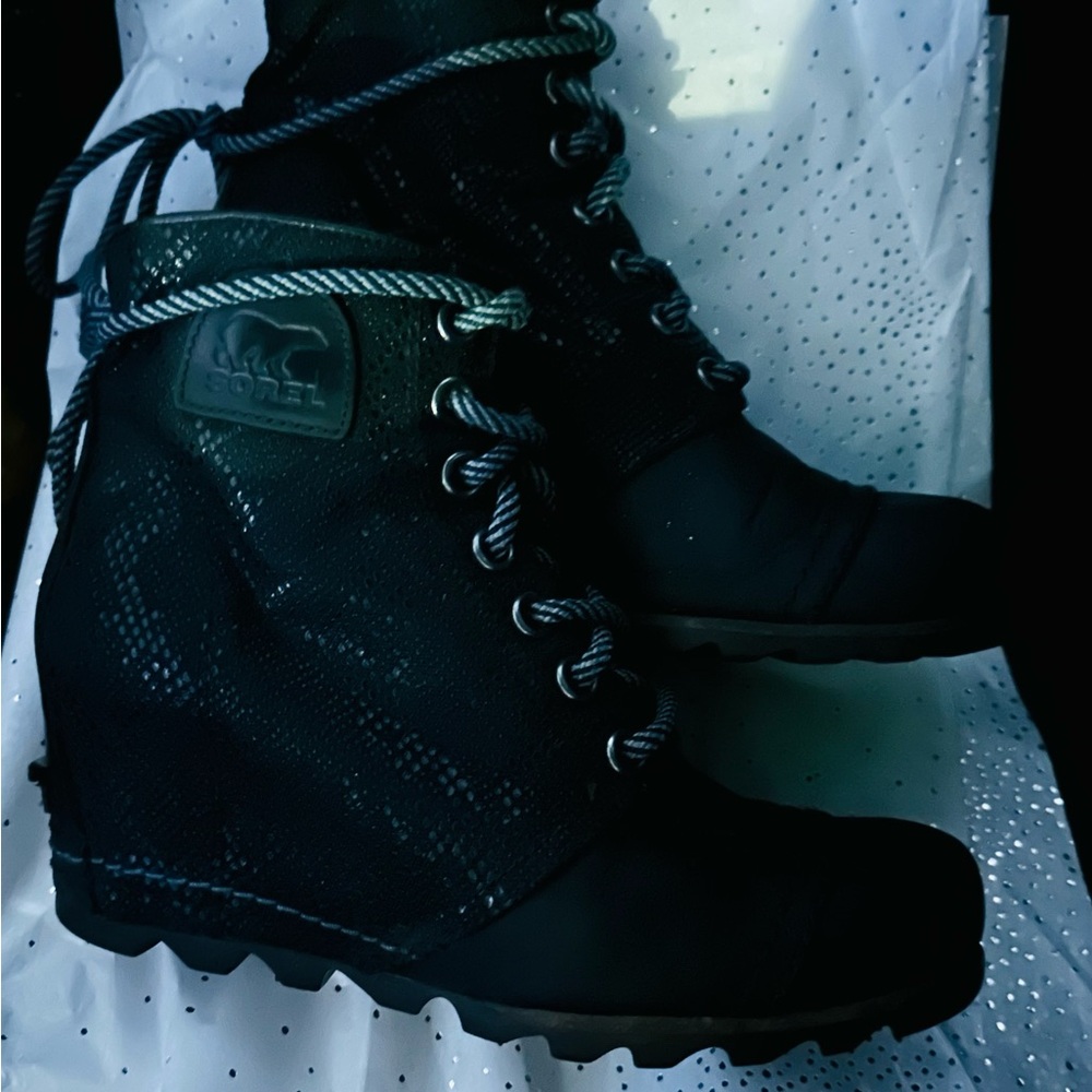 Sorel Lexi Wedge Sz9 Black Wedge Ankle Boots - Picture 4 of 7